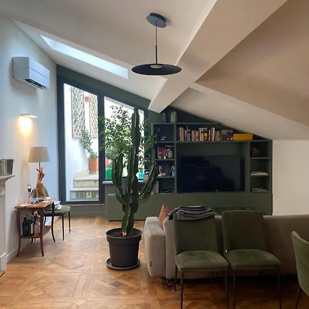 Apartment Sant Ambroeus &