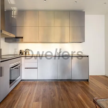Sant Ambroeus Apartamento Milão